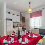 With 3 Bedrooms * Njivice