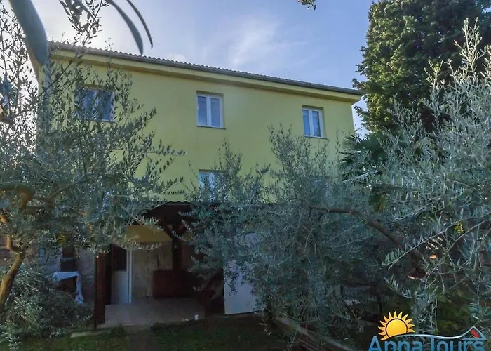 With 3 Bedrooms Feriehus Njivice