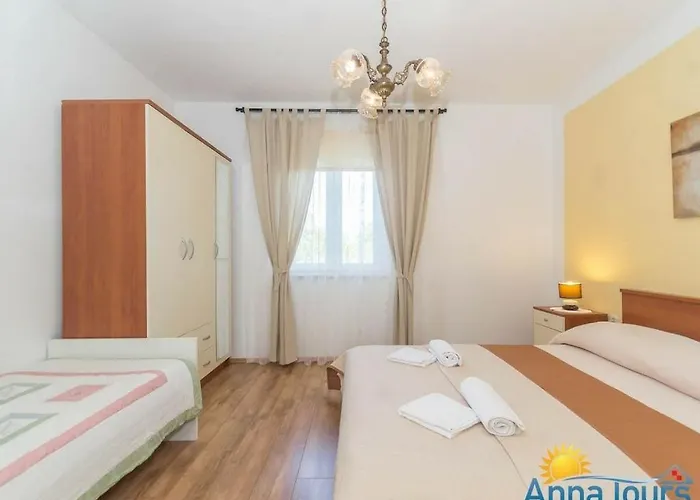 With 3 Bedrooms