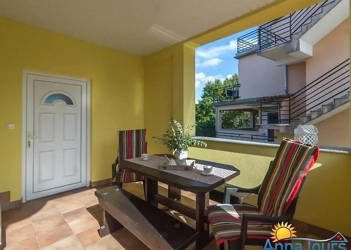 With 3 Bedrooms Nyaraló