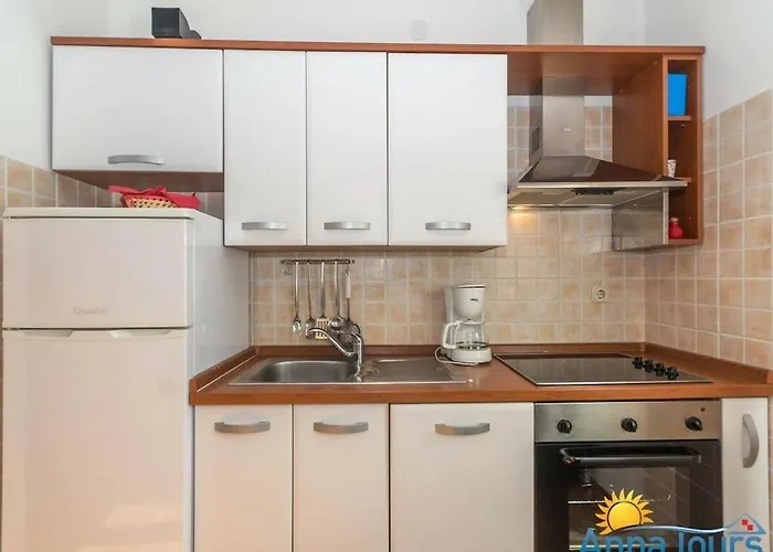 With 3 Bedrooms Nyaraló Njivice